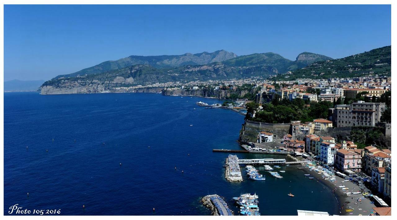 Villa Walter Sorrento Exteriör bild